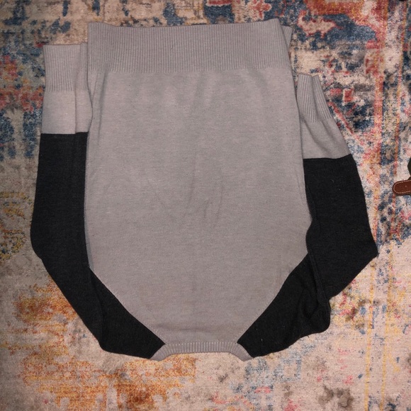 French Connection Sweater - Picture 3 of 3